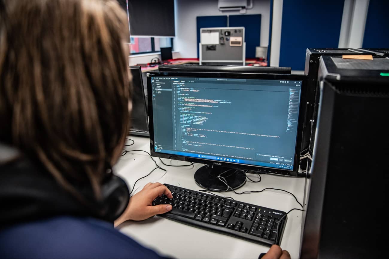 why i can't run warepad0.2 code